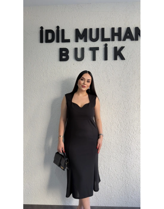Siyah Kalp Yaka Klasik Midi Elbise
