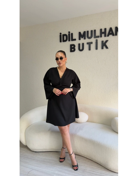 Siyah Krep Kumaş Düğüm Detaylı Elbise