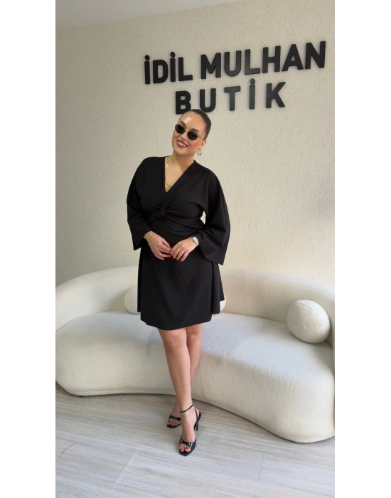Siyah Krep Kumaş Düğüm Detaylı Elbise