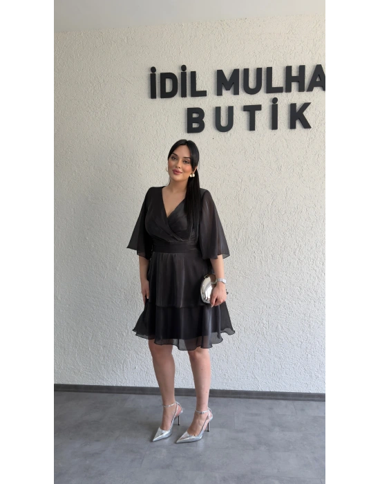 Siyah Kruvaze Yaka Kat Kat Elbise