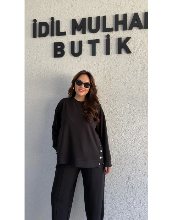 Siyah Oysh Kumaş Yanı Çıtçıtlı Takım