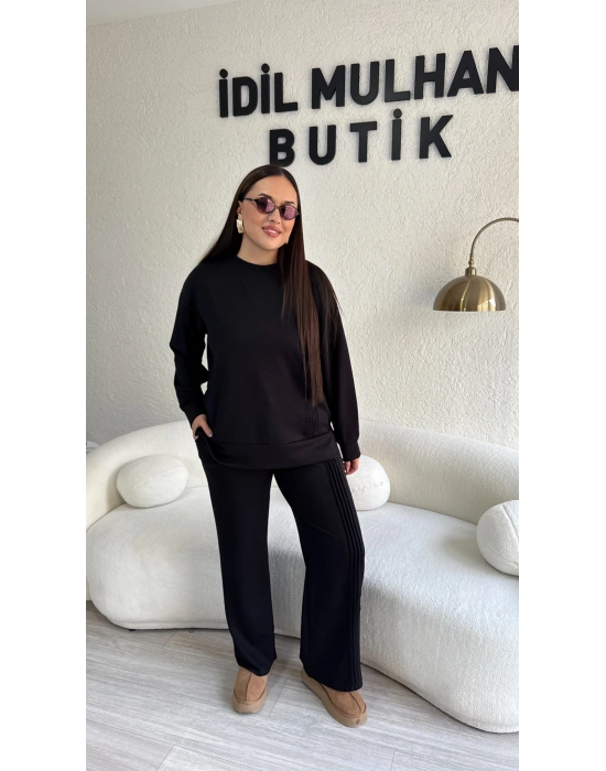 Siyah Pamuklu Yanı Şerit Desenli Takım