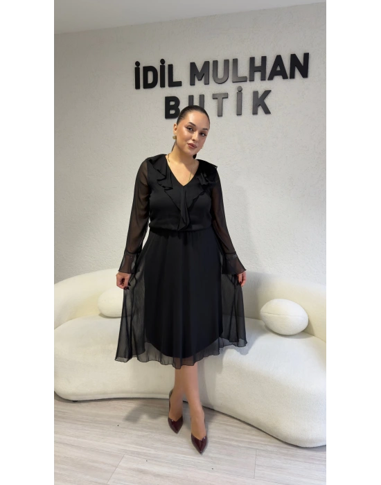 Siyah Şifon Yaka Ve Kol Detaylı Elbise