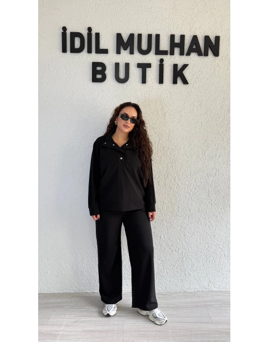 Siyah Yakası Düğmeli Büyük Beden Takım