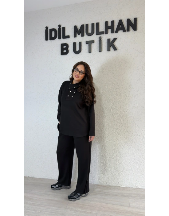 Siyah Yakası Silver Çıtçıt Detaylı Takım