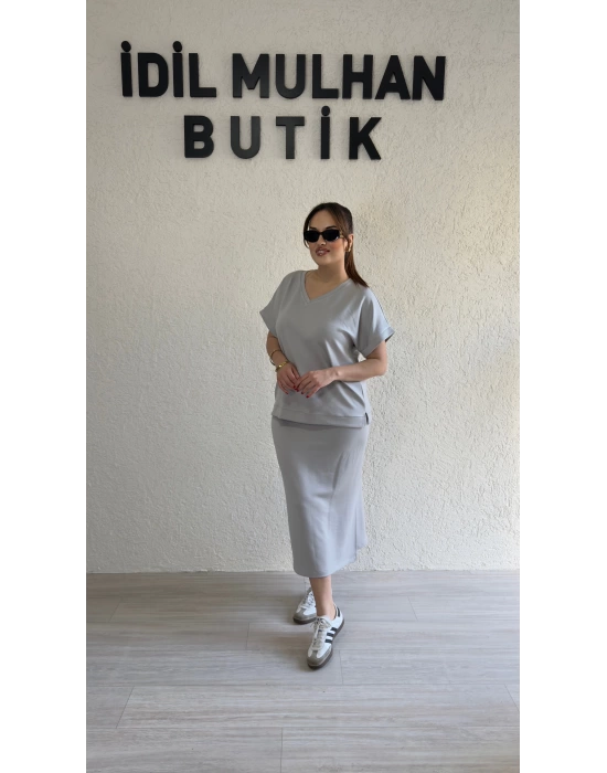 Taş Rengi V Yaka Etekli Takım