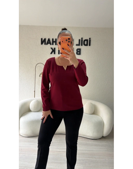 V Gold Detaylı Bordo Bluz