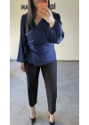 Lacivert Yan Bağlamalı Nispet Kumaş Bluz