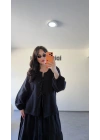 Siyah Bağcıklı Bluz Ve Katlı Etek Takım