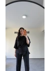 Siyah Bağcıklı Üçgen Jakar Bluz