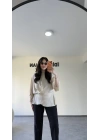 Bej Bağcıklı Üçgen Jakar Bluz