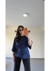 Lacivert Bağcıklı Üçgen Jakar Bluz