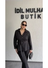 Siyah Şık Kesim Kuşaklı Gömlek