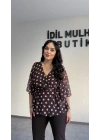 Kahverengi Pembe Puantiyeli Yan Bağcıklı Kruvaze Bluz