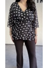 Siyah Beyaz Puantiyeli Yan Bağcıklı Kruvaze Bluz
