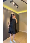 Siyah Eteği Fırfırlı Kolsuz Kot Elbise