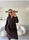 Acı Kahve Kruvaze Pile Detaylı Elbise