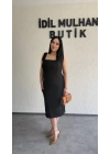 Siyah Kare Yaka Krep Elbise