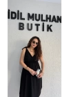 Siyah Omuzdan Bağlamalı Elbise