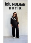 Siyah Yakası Beyaz V Şeritli Takım