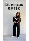 Siyah Yakası Beyaz V Şeritli Takım