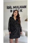 Siyah Yanı Bağcıklı Flok Baskılı Double Elbise