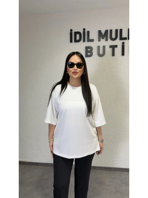 Beyaz Bisiklet Yaka Oysh Tişört