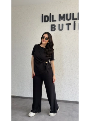 Siyah Aksesuar Detaylı İkili Takım
