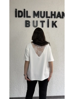 Beyaz Sırt Dantel Detaylı Bluz