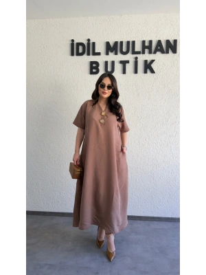 Kahverengi Salaş Kesim Broş Detaylı Elbise