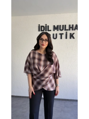Kahverengi Bağcıklı Ekose Saten Bluz