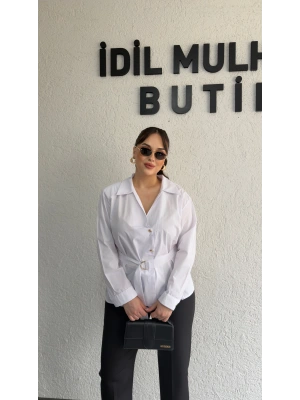 Beyaz Şık Kesim Kuşaklı Gömlek