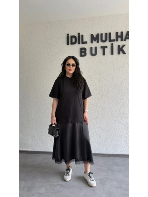 Siyah Eteği Saten Dantel Detaylı Elbise