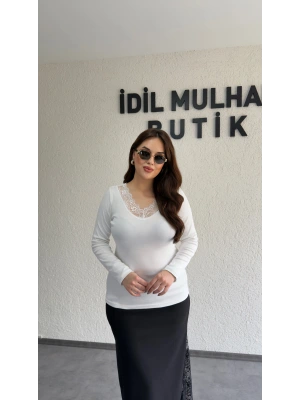 Beyaz V Yaka Dantelli Bady