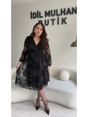 Çiçek Desenli Siyah Tül Elbise