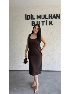 Kahverengi Kare Yaka Krep Elbise