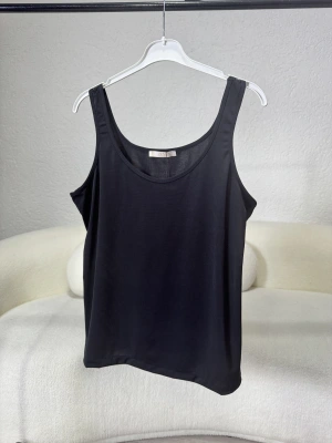 Kalın Askılı Atlet