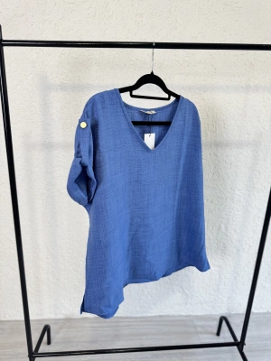 Mavi Gold Düğme Detaylı Bluz