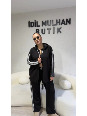 Siyah Beyaz Şeritli Kapşonlu Takım