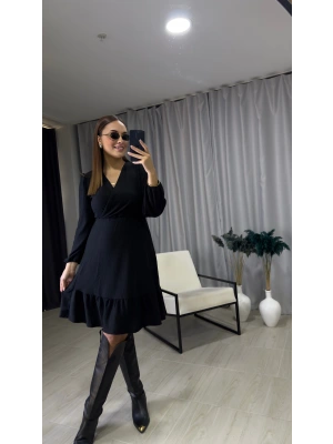 Siyah Eteği Fırfırlı Elbise