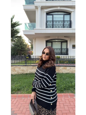 Siyah Gold Düğmeli Kazak