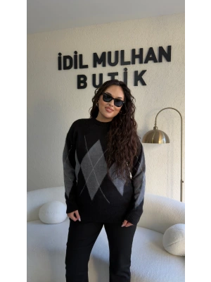 Siyah Gri Baklava Dilimli Kazak