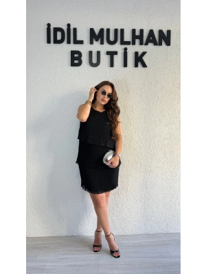 Siyah Piliseli Şifon Elbise