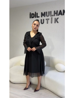 Siyah Şifon Yaka Ve Kol Detaylı Elbise