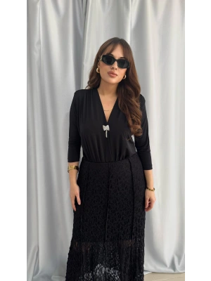 Siyah Vatka Detaylı Çıtçıtlı BodySuit