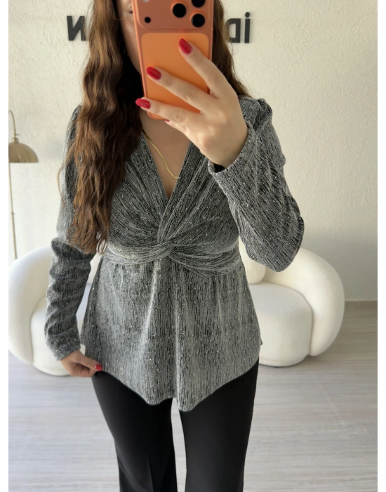 Gümüş Sim Detaylı Taş İşlemeli Bluz