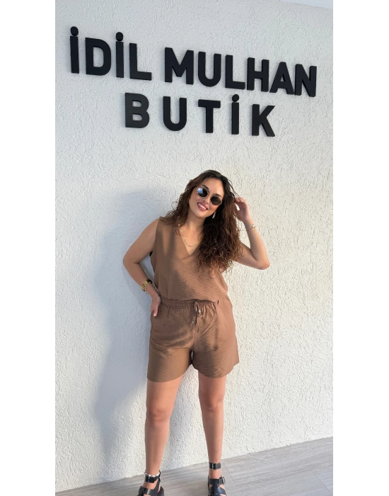Kahverengi Keten Şortlu Takım