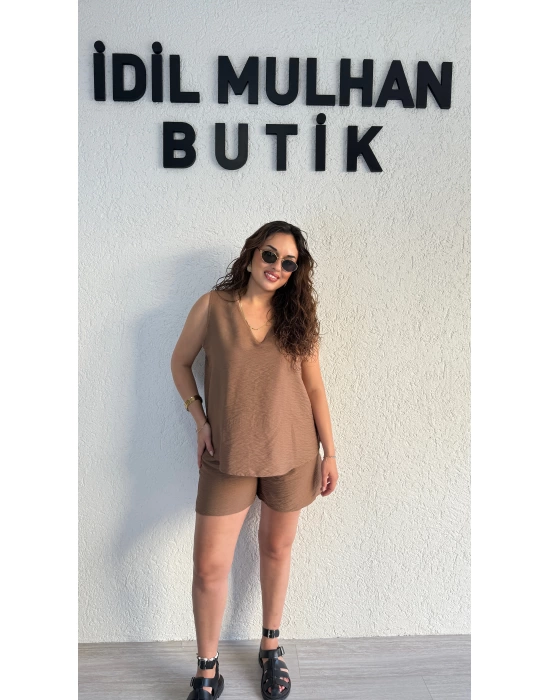 Kahverengi Keten Şortlu Takım