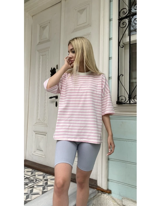 Pembe Çizgili Oversize T-Shirt