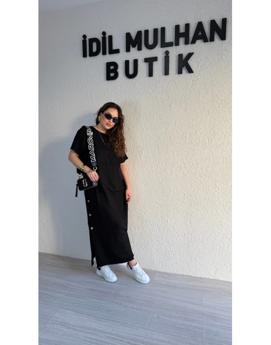 Siyah Düğme Detaylı Kanguru Cepli Elbise